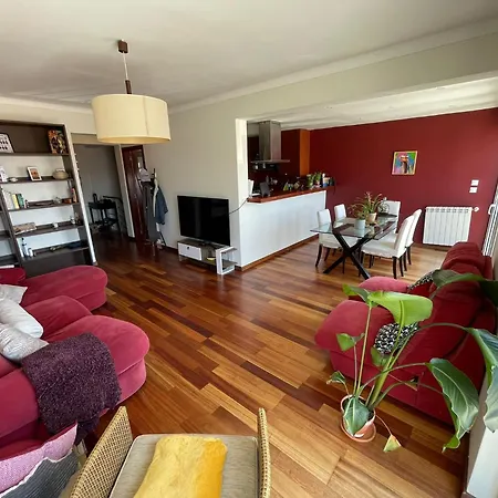 Stunning Duplex In Center * 리스본